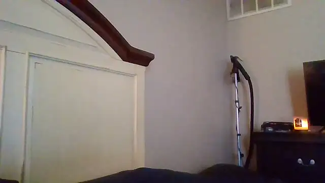 SexxyreddMale online show from 03/19/26, 06:01