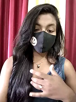 Snapshot of Myra-sen chatting on 10/19/25, 04:13 Myra-sen online show from 10/19/25, 04:13