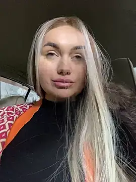 Maya Willis online show from 02/05/25, 09:04