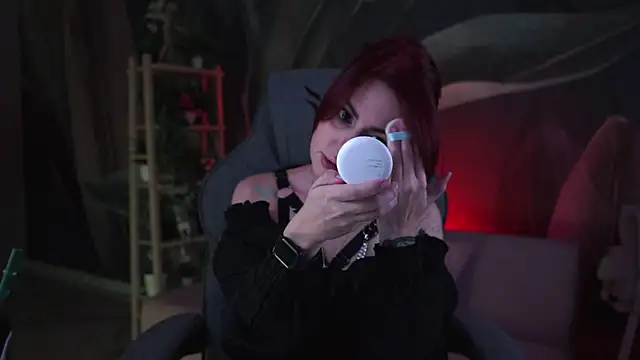 Lana  May online show from 10/23/25, 06:13