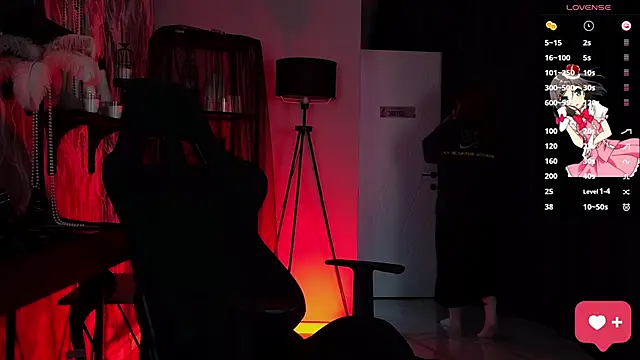 Lana  May online show from 06/06/26, 09:47