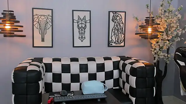 SARAFOXX  online show from 12/18/24, 02:06