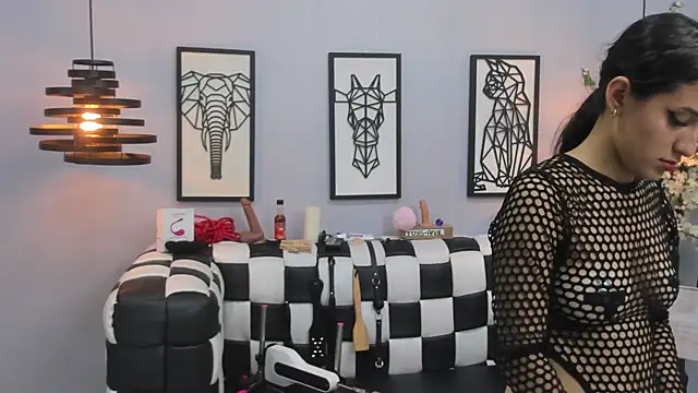 SARAFOXX  online show from 12/28/24, 05:46