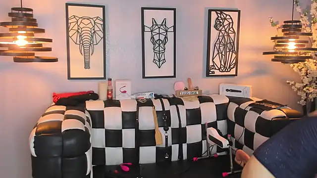 SARAFOXX  online show from 01/04/25, 02:35