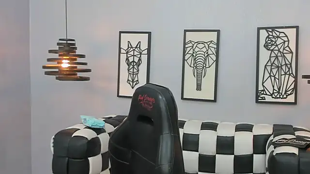 SARAFOXX  online show from 01/31/25, 11:46