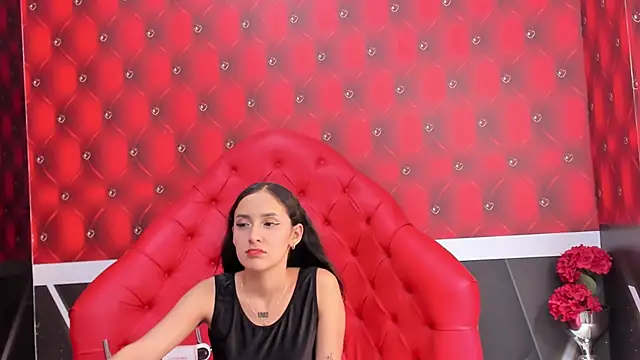 SARAFOXX  online show from 02/09/25, 06:05