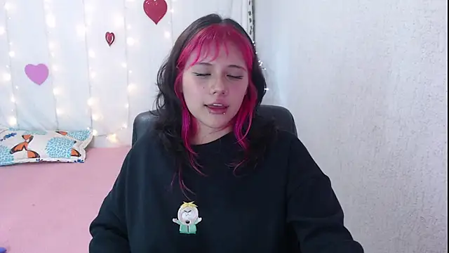 mixie cute online show from 02/18/25, 10:58