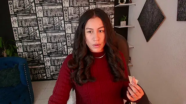 EmiGomez  online show from 11/27/25, 12:40