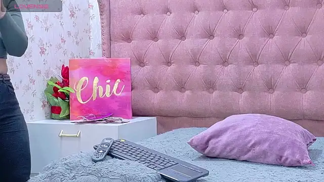 AvrillThomas online show from 02/27/25, 02:54