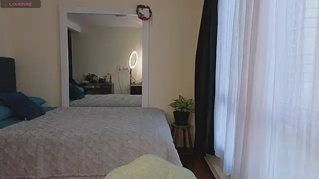 cameron cum online show from 12/01/25, 11:04