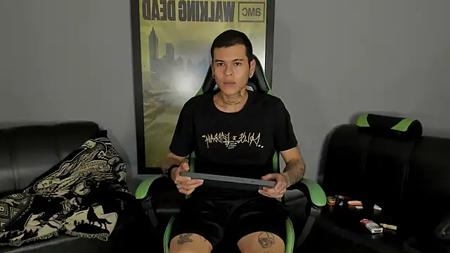 Snapshot of jamesinked_ chatting on 01/26/25, 02:03 jamesinked  online show from 01/26/25, 02:03