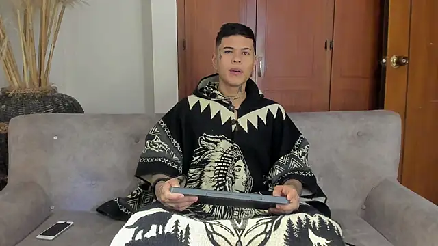 Snapshot of jamesinked_ chatting on 12/01/25, 07:52 jamesinked online show from 12/01/25, 07:52