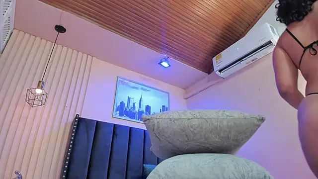 viiolett lee online show from 02/22/26, 08:40