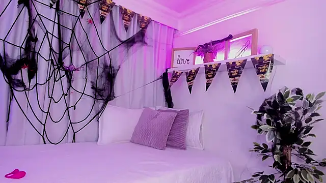 Snapshot of susyy7 chatting on 10/30/25, 07:36 susyy7 online show from 10/30/25, 07:36