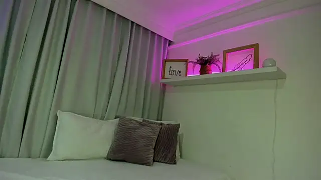 Snapshot of susyy7 chatting on 11/05/25, 07:36 susyy7 online show from 11/05/25, 07:36