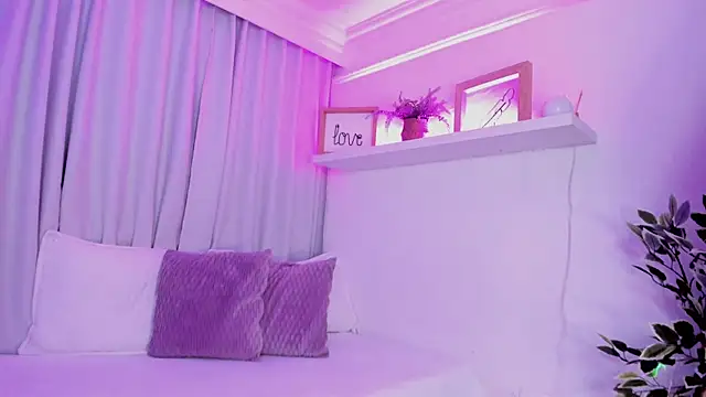 Snapshot of susyy7 chatting on 11/09/25, 07:34 susyy7 online show from 11/09/25, 07:34