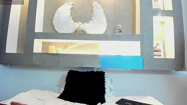 Cinthya mjs online show from 02/13/25, 03:24