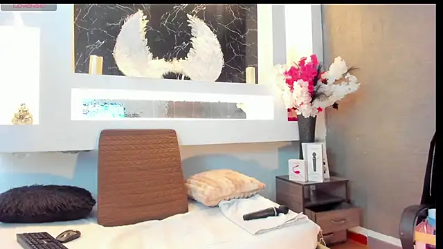 Cinthya mjs online show from 12/01/25, 12:43