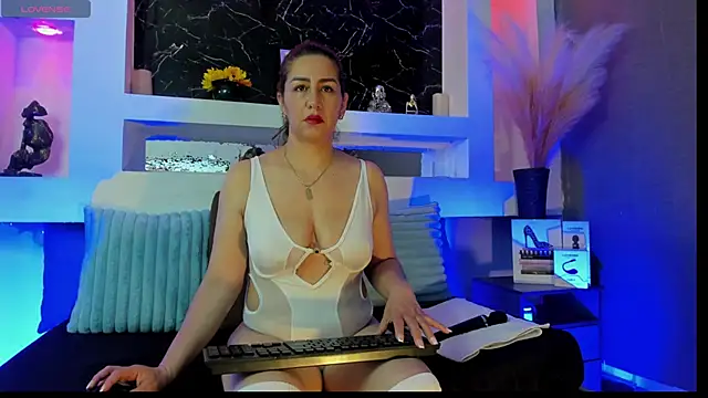 Cinthya mjs online show from 01/16/26, 01:59