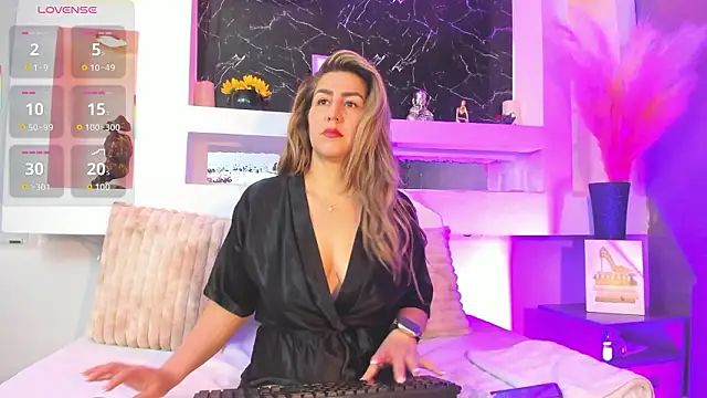 Cinthya mjs online show from 03/23/26, 12:42