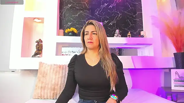 Cinthya mjs online show from 03/27/26, 12:27