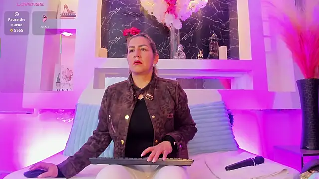 Cinthya mjs online show from 04/16/26, 12:39