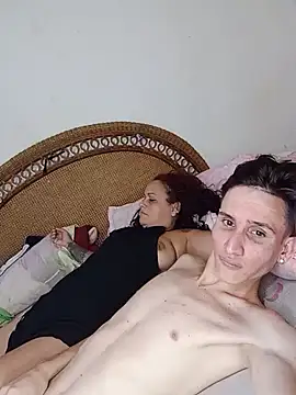 Snapshot of Milfvalesk chatting on 01/23/25, 05:24 Milfvalesk online show from 01/23/25, 05:24