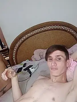 Snapshot of Milfvalesk chatting on 02/20/25, 06:57 Milfvalesk online show from 02/20/25, 06:57