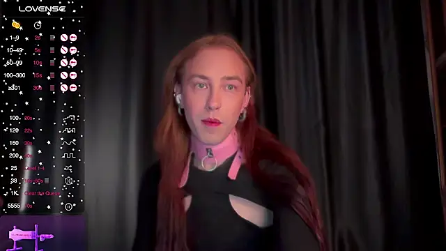 Snapshot of Avril_Pearly_ chatting on 11/14/25, 11:53 Avril Pearly online show from 11/14/25, 11:53