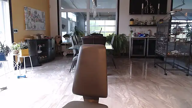 Toy-Daddy online show from 10/24/25, 08:49