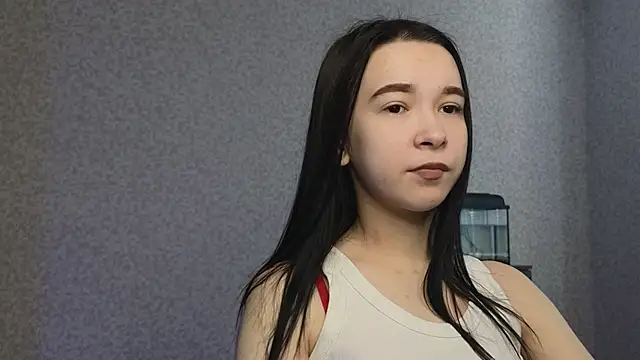 Snapshot of LilithStrangfor chatting on 04/15/26, 01:07 LilithStrangfor online show from 04/15/26, 01:07