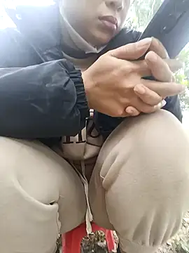 Snapshot of Fuckmehard2xx chatting on 01/15/25, 12:09 Fuckmehard2xx online show from 01/15/25, 12:09