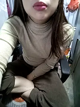 Snapshot of Fuckmehard2xx chatting on 03/05/25, 07:06 Fuckmehard2xx online show from 03/05/25, 07:06