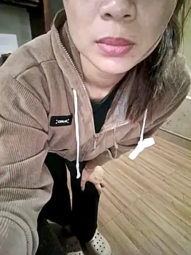 Snapshot of Fuckmehard2xx chatting on 11/11/25, 04:23 Fuckmehard2xx online show from 11/11/25, 04:23