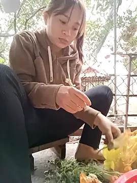 Snapshot of Fuckmehard2xx chatting on 11/12/25, 04:35 Fuckmehard2xx online show from 11/12/25, 04:35