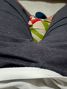 Snapshot of beautiful_hands_ chatting on 01/27/25, 06:09 beautiful hands online show from 01/27/25, 06:09