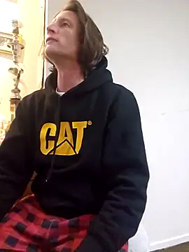 Snapshot of kindbut69 chatting on 11/03/25, 08:37 kindbut69 online show from 11/03/25, 08:37