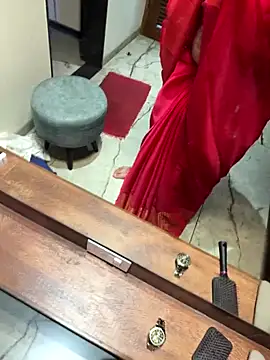 versatile guy01 online show from 10/13/25, 03:06