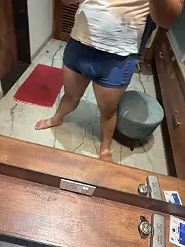 versatile guy01 online show from 11/01/25, 01:35