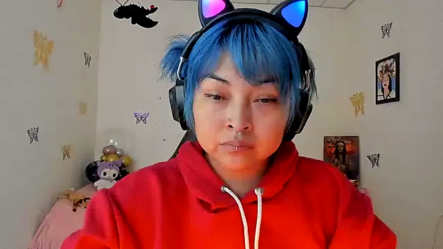 Shaddycute  online show from 09/19/25, 08:09