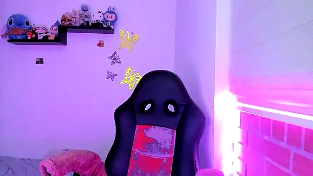 Shaddycute  online show from 11/10/25, 09:58