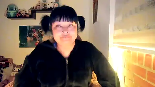 Shaddycute  online show from 02/15/26, 02:19