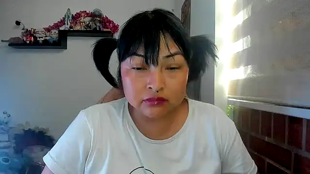 Shaddycute  online show from 03/31/26, 01:00