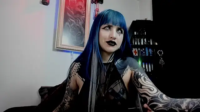 Snapshot of DimmuandDarkness chatting on 07/18/26, 06:17 DimmuandDarkness online show from 07/18/26, 06:17