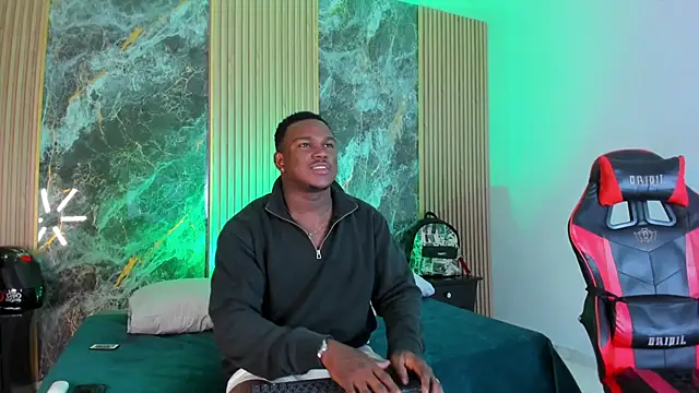 Snapshot of Troykhalil chatting on 09/30/25, 08:47 Troykhalil online show from 09/30/25, 08:47