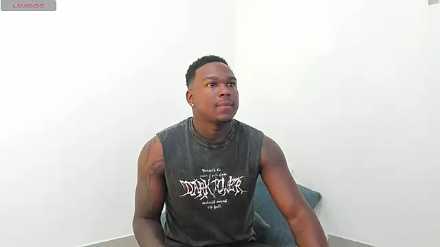 Snapshot of Troykhalil chatting on 11/10/25, 11:15 Troykhalil online show from 11/10/25, 11:15