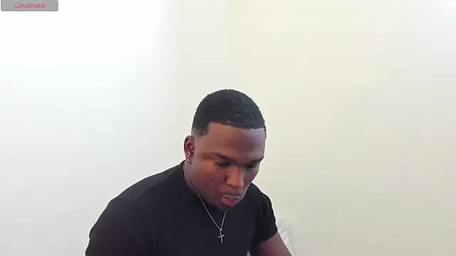 Snapshot of Troykhalil chatting on 11/21/25, 08:51 Troykhalil online show from 11/21/25, 08:51