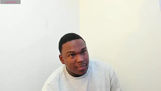 Snapshot of Troykhalil chatting on 11/28/25, 09:50 Troykhalil online show from 11/28/25, 09:50