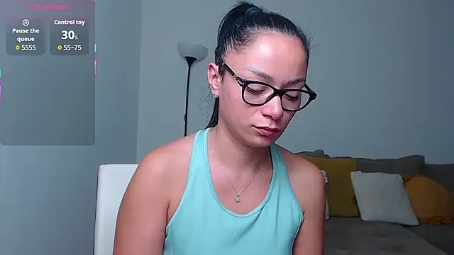 Snapshot of BabySerene chatting on 11/14/25, 01:15 BabySerene online show from 11/14/25, 01:15