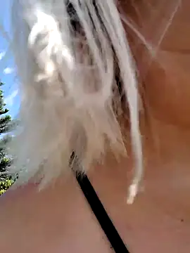 florecita9 online show from 02/06/25, 02:26